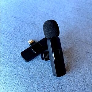 Wireless Black Microphone Set